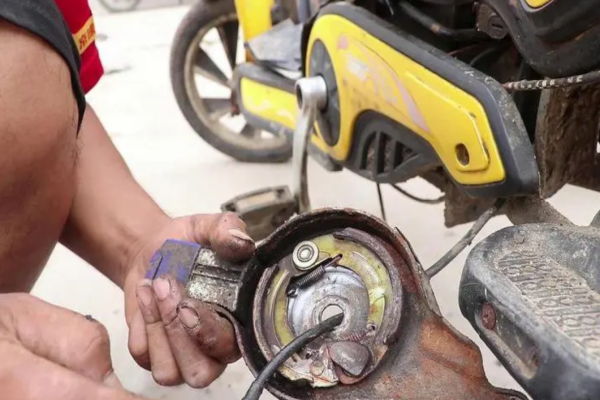 白银市电动车刹车故障